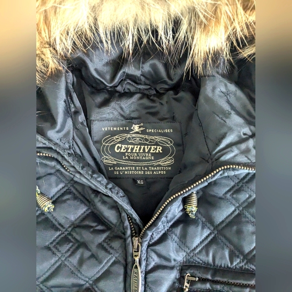 CETHIVER Quilted Jacket - Picture 3 of 10